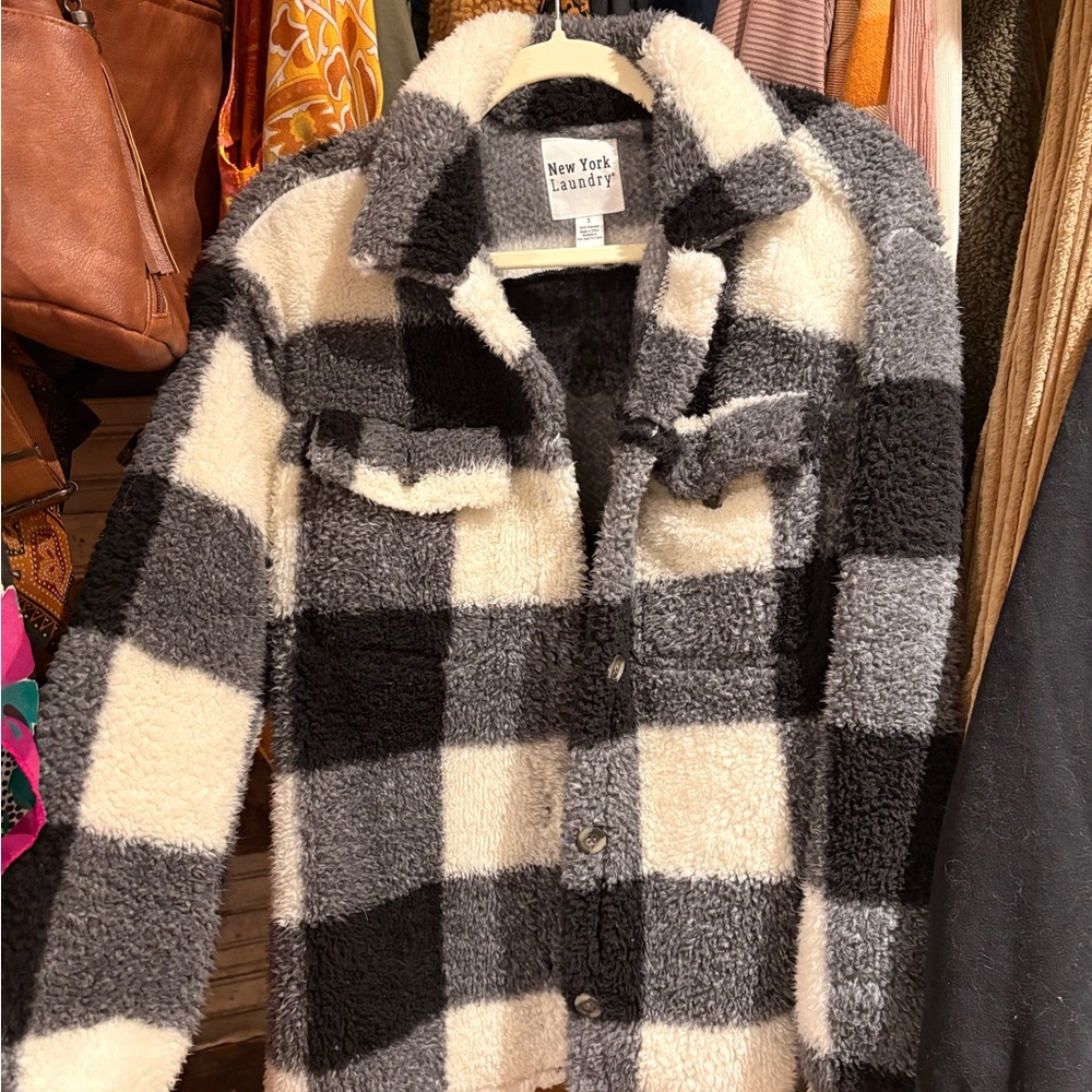 New York Laundry Black and White Sherpa Jacket